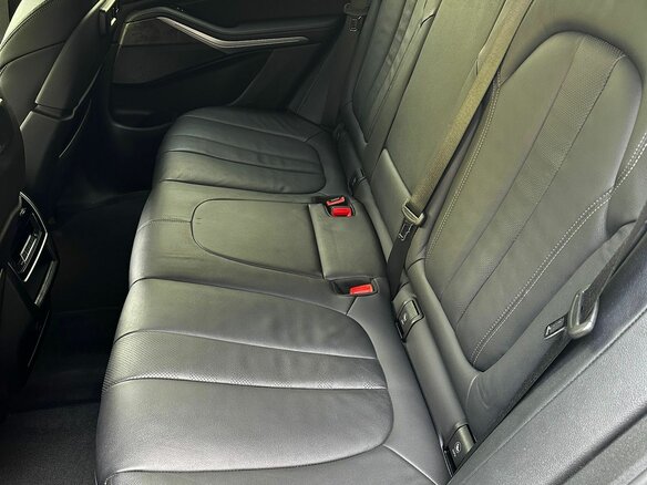 2021 BMW X5 40i IV (G05/G18), синий, 8450000 рублей - вид 16