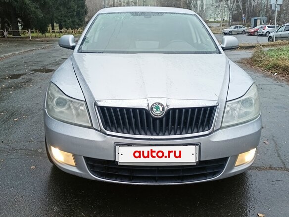2011 Skoda Octavia II (A5) Рестайлинг, серебристый, 840000 рублей