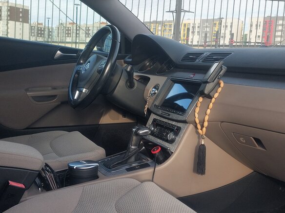 2010 Volkswagen Passat B6, серый, 860000 рублей - вид 6