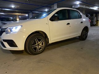 2018 Renault Logan II Рестайлинг, белый, 700000 рублей, вид 1