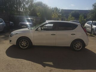 2009 Hyundai i30 I, белый, 410000 рублей, вид 4