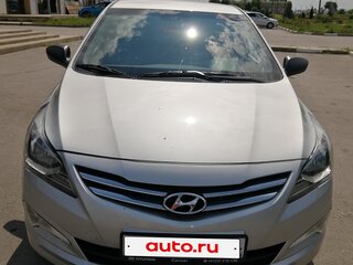 2015 Hyundai Solaris I Рестайлинг, серебристый, 1400000 рублей, вид 1