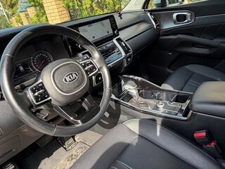 2021 Kia Sorento IV, белый, 3000000 рублей, вид 5
