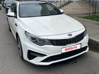 2018 Kia Optima IV Рестайлинг, белый, 1480000 рублей, вид 2