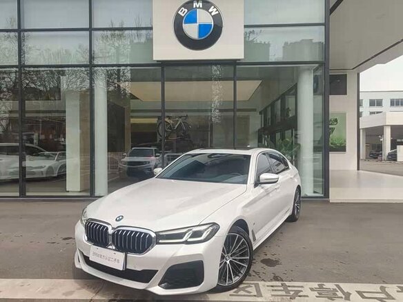 2023 BMW 5 серии Long 530Li VII (G30/G31/G38) Рестайлинг, белый, 5600000 рублей