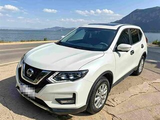 2022 Nissan X-Trail III Рестайлинг, белый, 1590999 рублей, вид 3