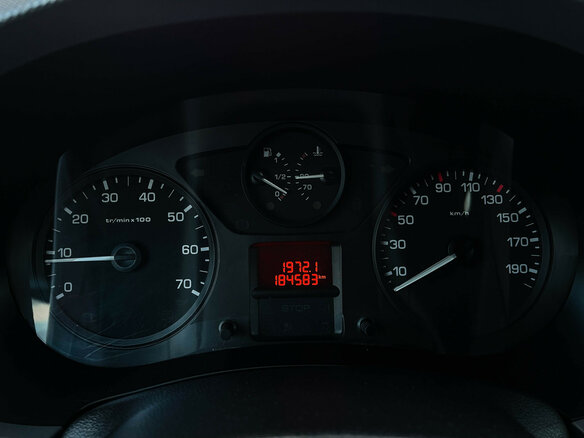 2010 Peugeot Partner II, синий, 540000 рублей - вид 10