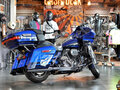 2015 Harley-Davidson CVO Road Glide Limited, синий, 1690000 рублей - вид 3