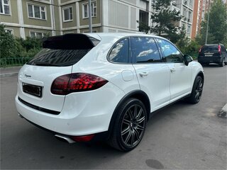 2013 Porsche Cayenne II (958), белый, 2400000 рублей, вид 3