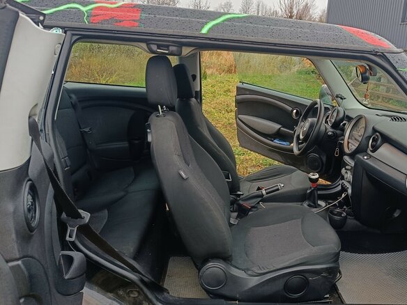 2008 Mini Hatch Cooper D II (R56), чёрный, 950000 рублей - вид 8