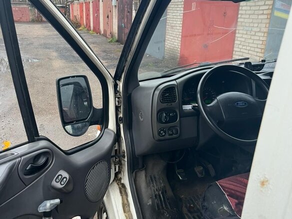 2005 Ford Transit, белый, 250000 рублей - вид 12
