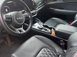 2021 Kia Sportage V, чёрный, 3100000 рублей, вид 5