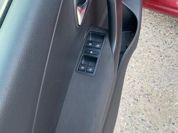 2012 Volkswagen Polo V, красный, 810000 рублей - вид 16