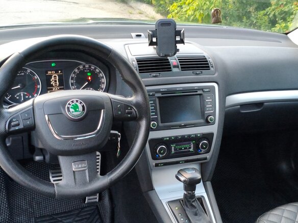 2011 Skoda Octavia DSG7 II (A5) Рестайлинг, серый, 870000 рублей - вид 17