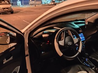 2014 Hyundai Solaris I, белый, 870000 рублей, вид 4