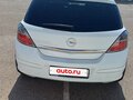 2011 Opel Astra H Рестайлинг, белый, 750000 рублей - вид 2