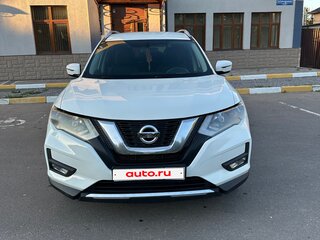 2017 Nissan Rogue II Рестайлинг, белый, 1500000 рублей, вид 2