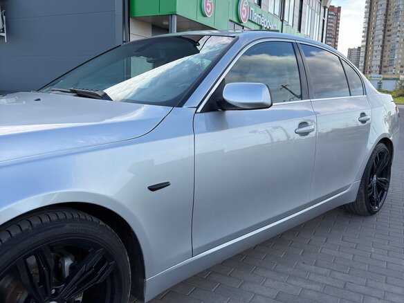 2008 BMW 5 серии 528i V (E60/E61) Рестайлинг, серый - вид 11
