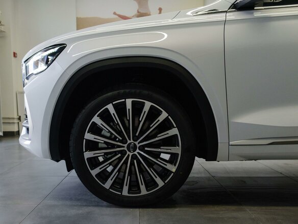 2026 Geely Monjaro I Рестайлинг, белый, 4954990 рублей - вид 6