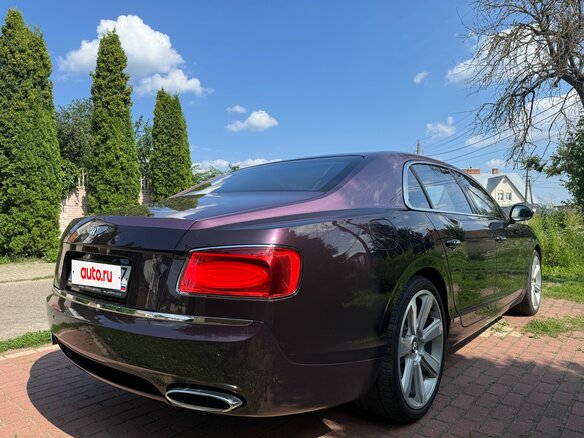 2014 Bentley Flying Spur II, красный, 6150000 рублей - вид 4