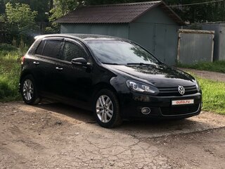 2012 Volkswagen Golf VI, чёрный, 1108000 рублей, вид 1