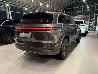 2026 Li Auto (Lixiang) L7 52.3 kWh I Рестайлинг, серый, 10690000 рублей, вид 4