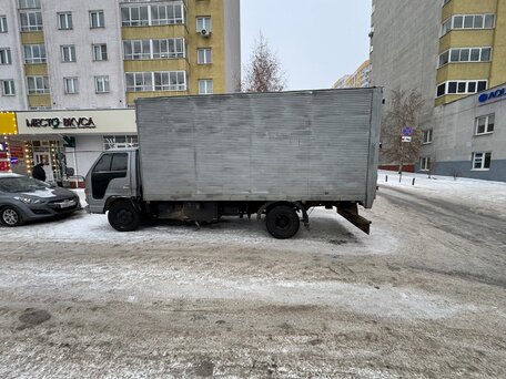 1992 Isuzu Elf (N-series), белый, 750000 рублей, вид 5