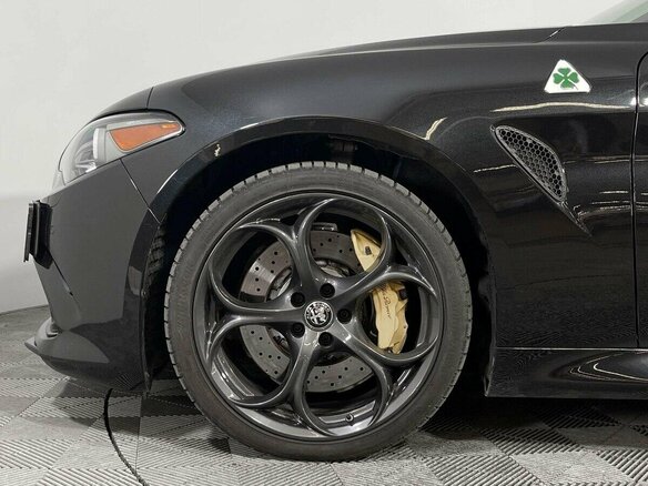 2017 Alfa Romeo Giulia Quadrifoglio II (952), чёрный - вид 19
