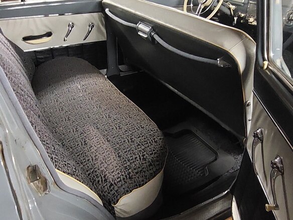 1967 ГАЗ 21 «Волга» 21Р, серый, 1000000 рублей - вид 21