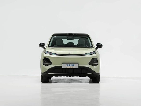 2026 Changan Qiyuan Q05 51.9 kWh II, зелёный, 2600000 рублей - вид 1