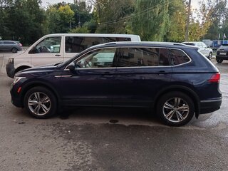 2021 Volkswagen Tiguan Allspace II Рестайлинг, синий, 3350000 рублей, вид 4