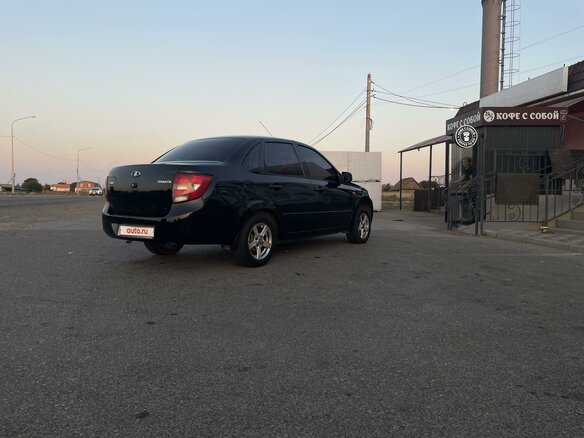 2012 Lada (ВАЗ) Granta I, чёрный, 380000 рублей - вид 3