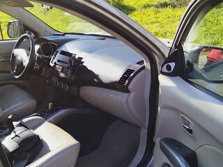 2008 Mitsubishi Outlander II, бежевый, 999999 рублей, вид 4