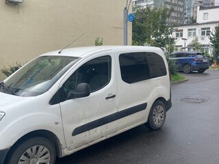 2013 Citroen Berlingo II Рестайлинг, белый, 600000 рублей, вид 4