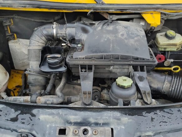 2011 Volkswagen Crafter, жёлтый, 1250000 рублей - вид 11