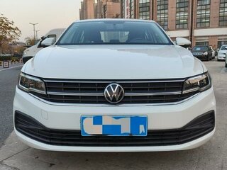 2021 Volkswagen Bora III, белый, 1330000 рублей, вид 2