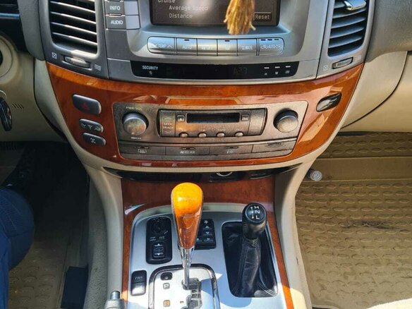 2003 Lexus LX 470 II Рестайлинг, бежевый, 2300000 рублей - вид 12