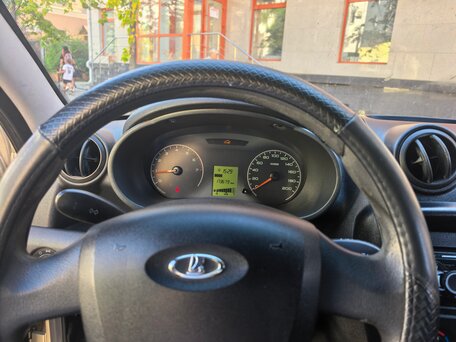 2013 Lada (ВАЗ) Granta I, серебристый, 250000 рублей, вид 3