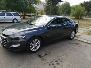 2019 Chevrolet Malibu IX Рестайлинг, серый, 1385372 рублей, вид 2
