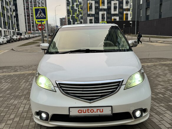 2004 Honda Elysion I, белый, 1100000 рублей - вид 3