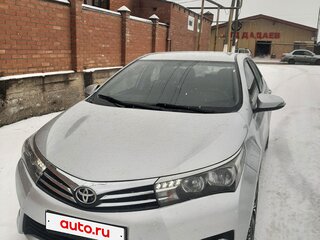 2013 Toyota Corolla XI (E160, E170, E180), серебристый, 1290000 рублей, вид 1