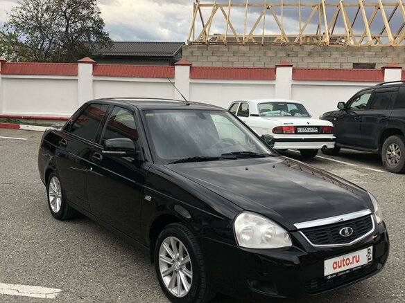 2015 Lada (ВАЗ) Priora I Рестайлинг, чёрный, 700000 рублей