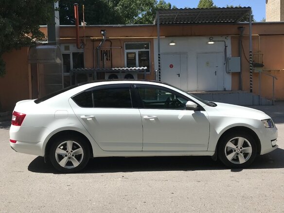 2016 Skoda Octavia III (A7), белый, 1500000 рублей - вид 1