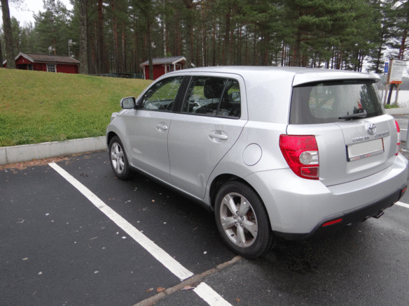 2009 Toyota Urban Cruiser I, серебристый - вид 3