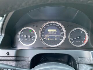 2008 Mercedes-Benz C-Класс 230 III (W204), чёрный, 900000 рублей, вид 2