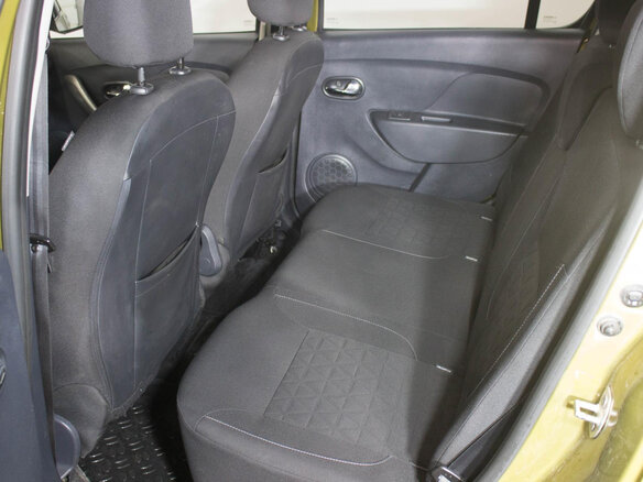 2016 Renault Sandero Stepway II, золотистый - вид 4