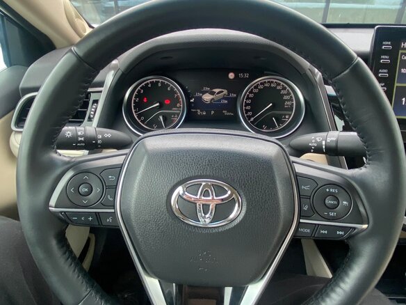 2021 Toyota Camry VIII (XV70) Рестайлинг, чёрный, 4250000 рублей - вид 21