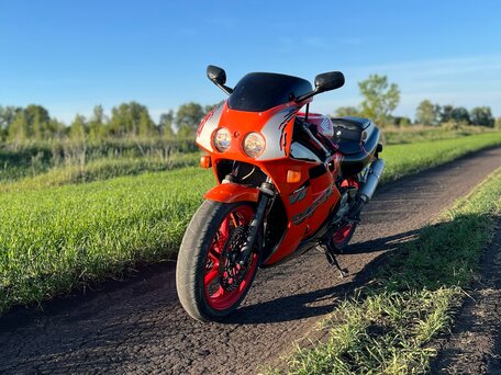 1995 Honda VFR 400, красный, 210000 рублей, вид 2