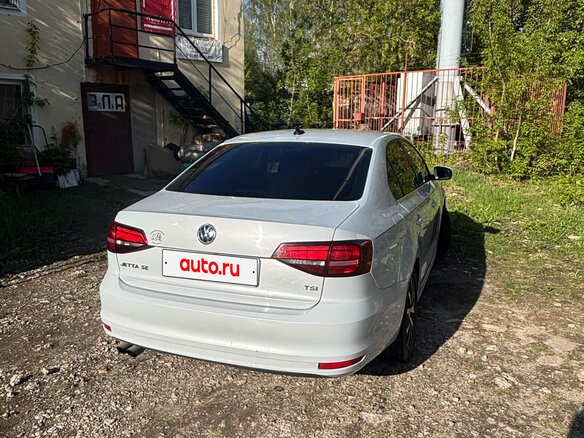 2017 Volkswagen Jetta VI Рестайлинг, серый, 1230000 рублей - вид 5
