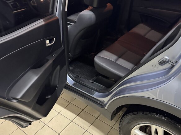 2011 SsangYong Actyon II, серый, 1000000 рублей - вид 13